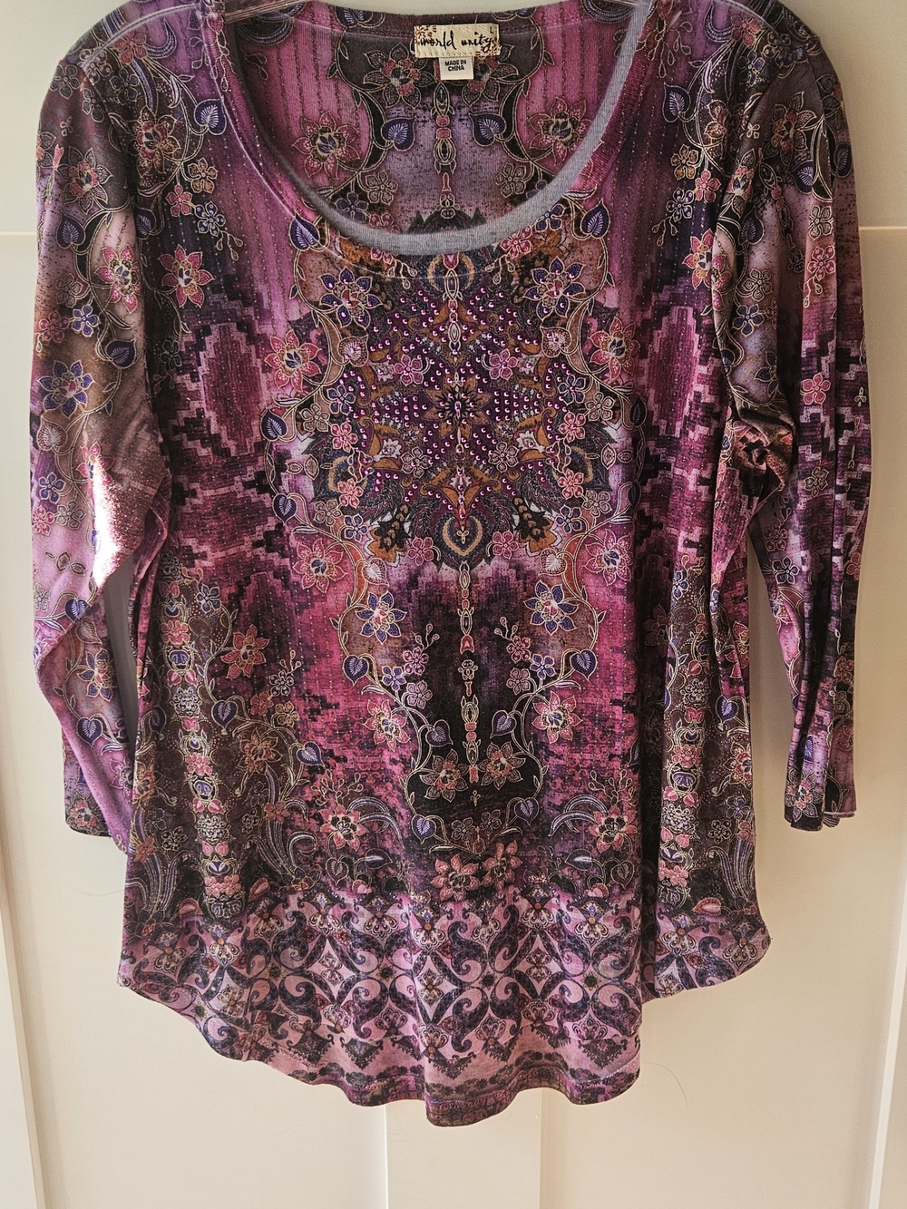 World UNITY Sz. L ~ Women's Purple Printed 3/4-Sleeve Scoop Neck Top